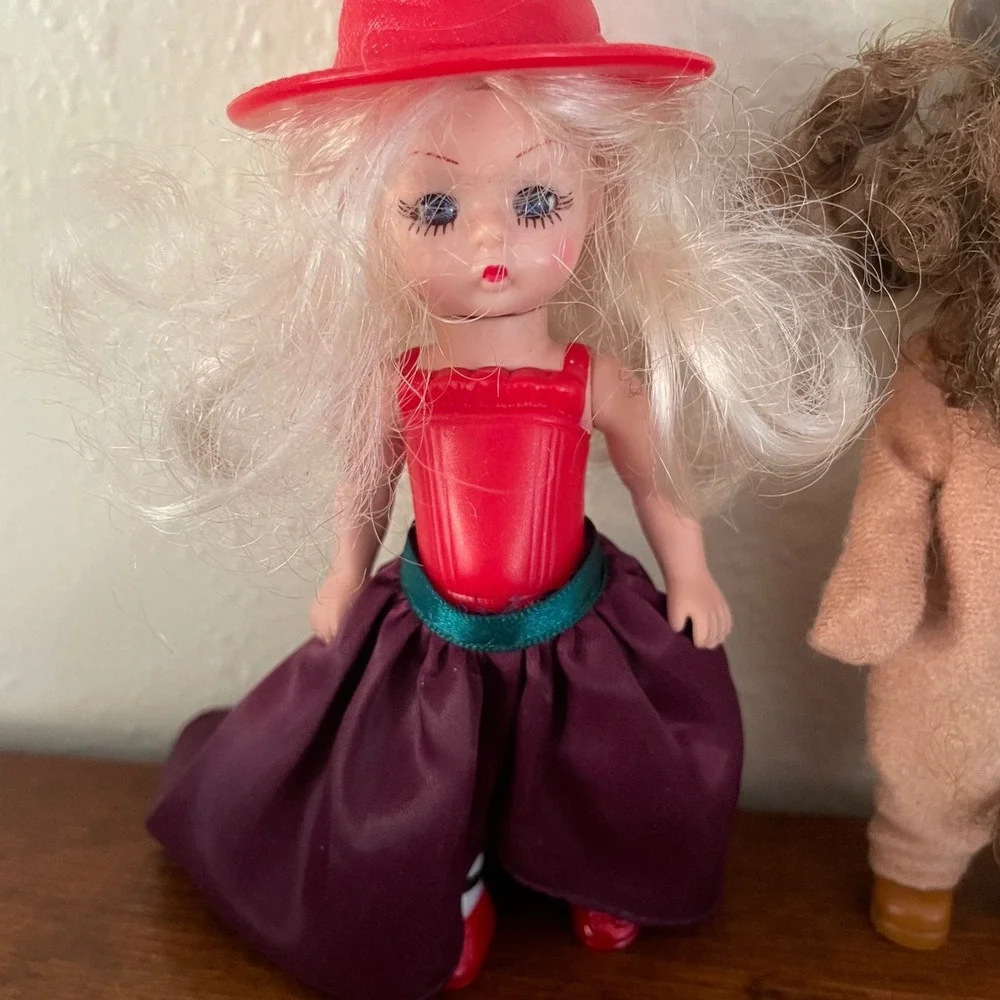 Madame Alexander good used